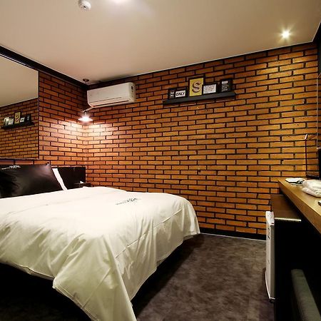 Daejeon Page Hotel Екстер'єр фото