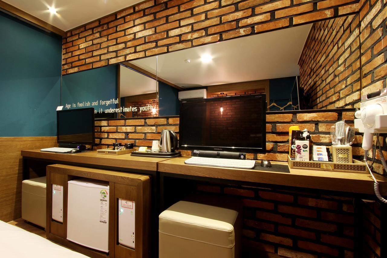 Daejeon Page Hotel Екстер'єр фото